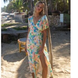 Floral V-Neck Maxi Dress